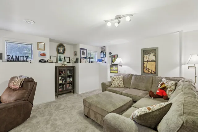 $369,900 | 5672 Ambrosia Terrace, McFarland, WI 53558