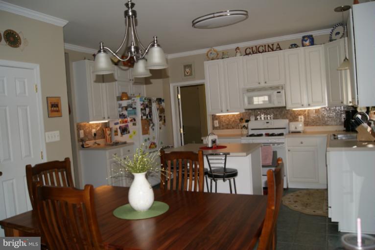136 West Heather Road Bel Air, MD 21014 - Photo 13 of 30 Kitchen