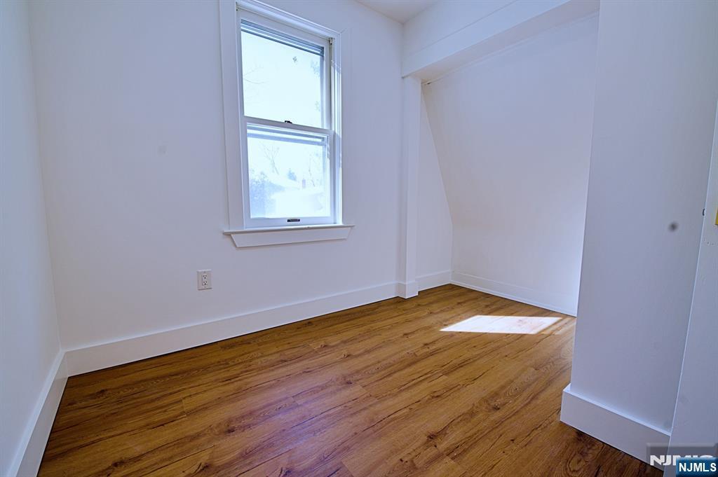 16 Clarke Street Closter, NJ 07624 - Photo 19 of 28