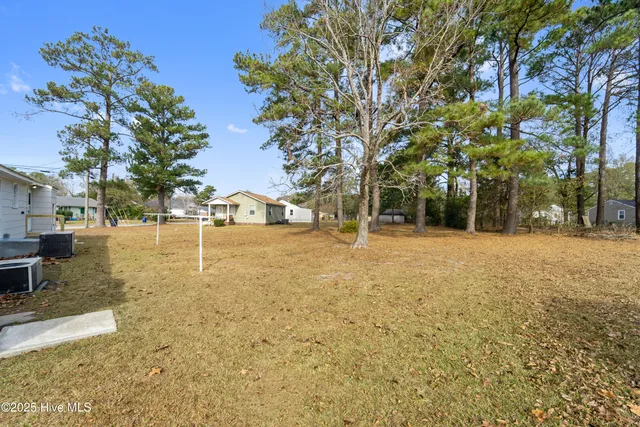 $1,050 | 2270 Onslow Drive, Jacksonville, NC 28540