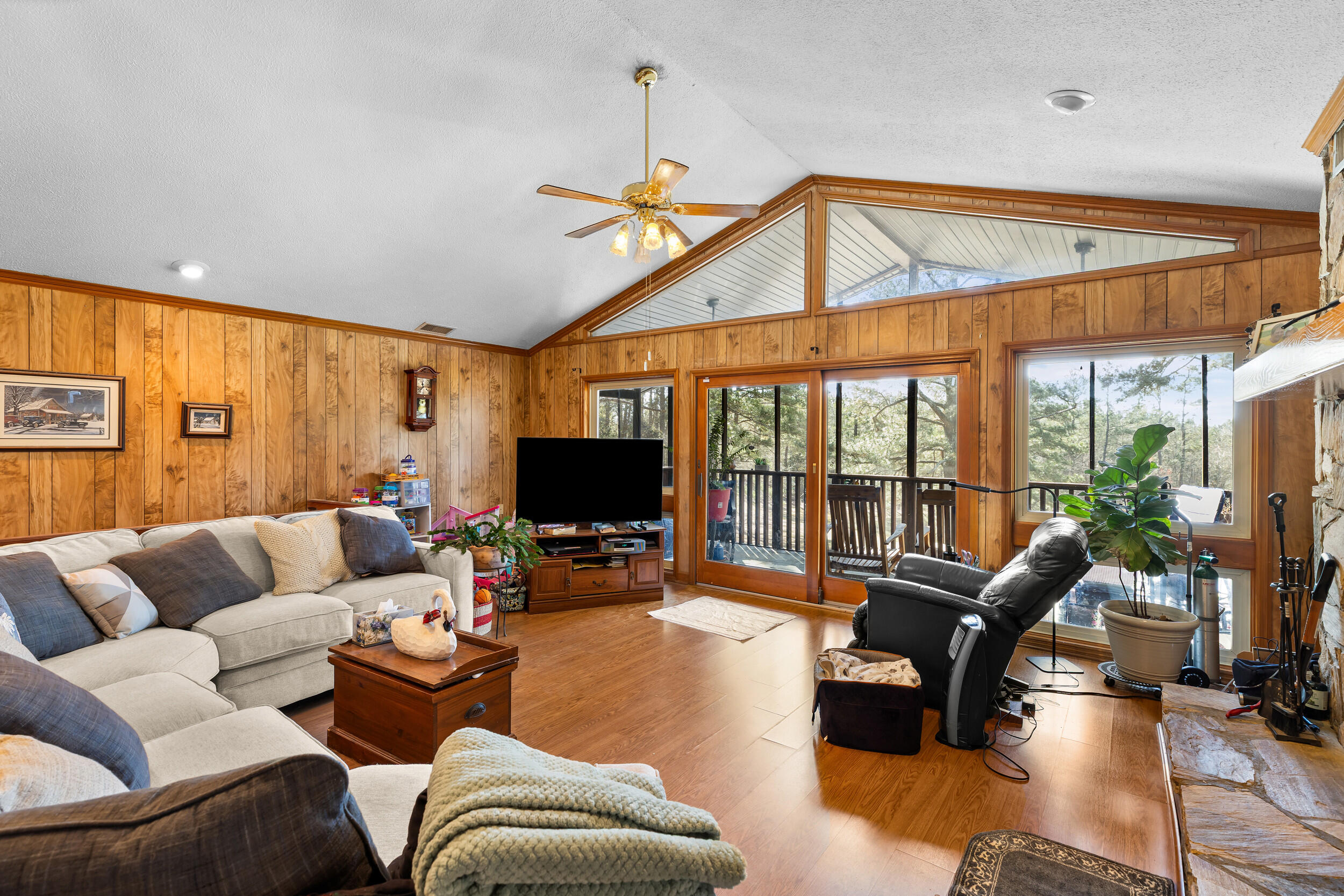 317 Square Circle Road Graniteville, SC 29829 - Photo 8 of 58 2026-03-13_317_square_circle_rd-srm-07