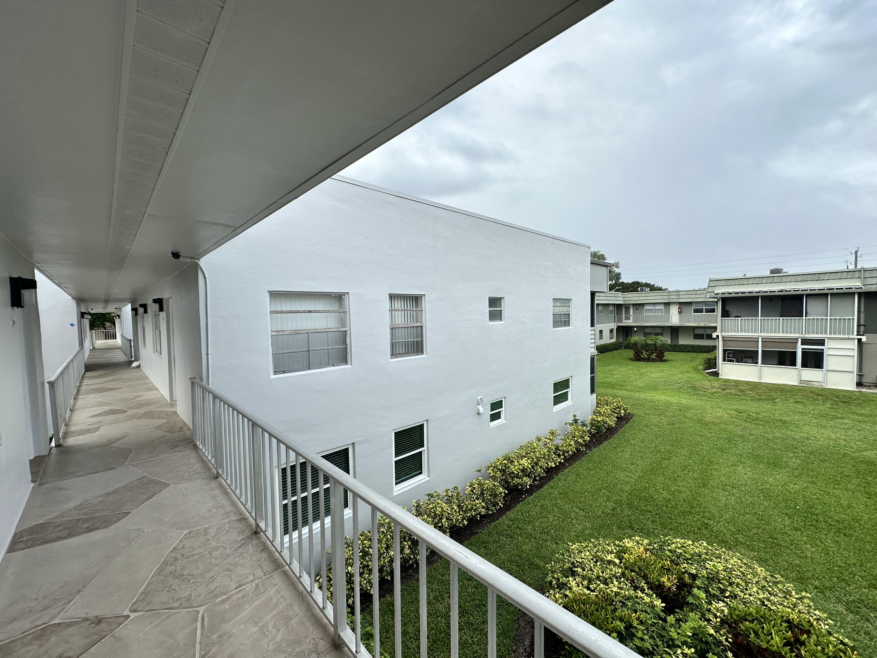811 Flanders Q Delray Beach, FL 33484 - Photo 4 of 37 811_Flanders_ (2)