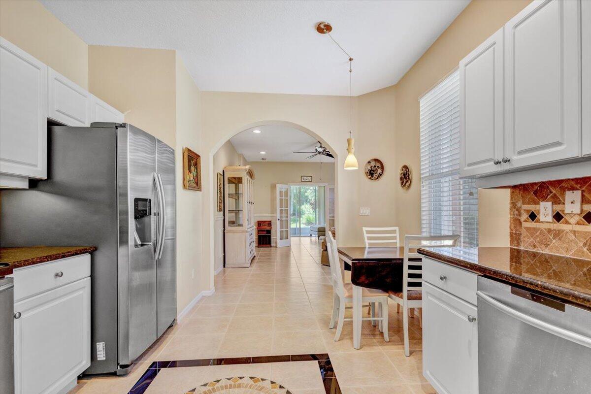 209 Southwest Maclay Way Port St. Lucie, FL 34986 - Photo 18 of 42 209 SW Maclay Way