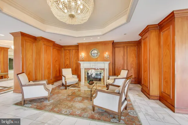 a view of a livingroom with furniture and windows