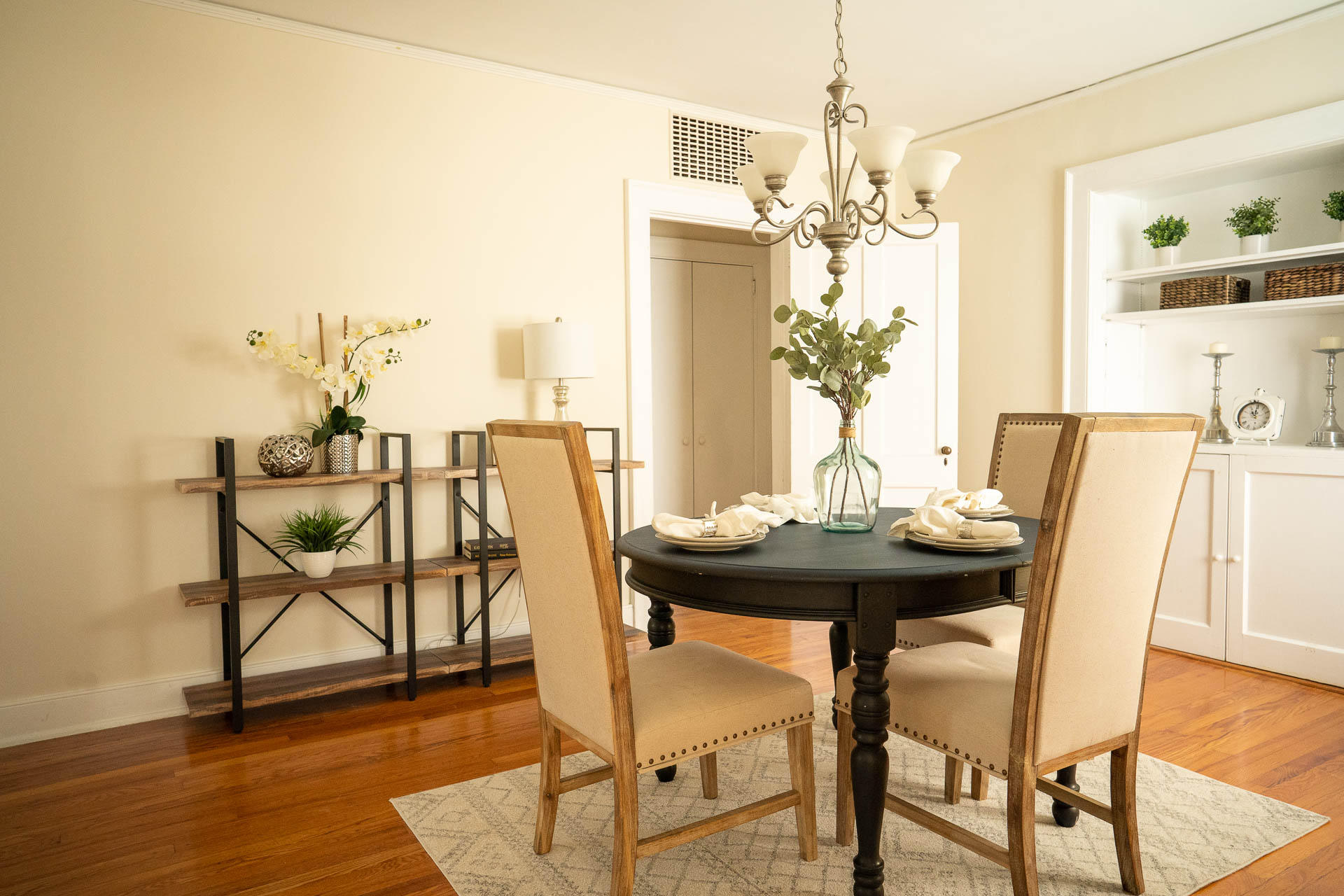 309 Grove Street Charleston, SC 29403 - Photo 11 of 44 Grove Interior-10