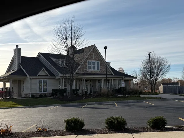 $259,900 | 2562 Cesario Drive, Unit 2562, Hampshire, IL 60140