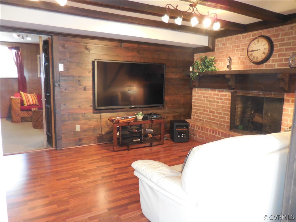 13310 Gladehill Road Chester, VA 23831 - Photo 16 of 18 Gallery Image 16