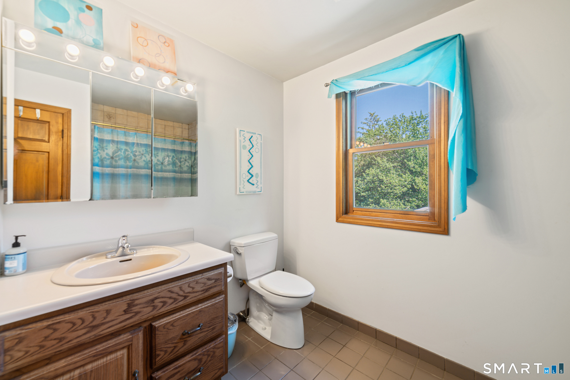 26 Corbin Road Hamden, CT 06517 - Photo 24 of 38