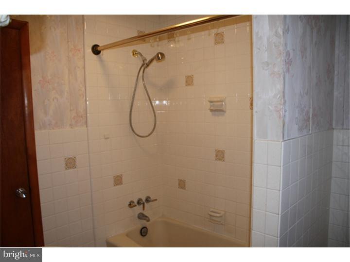 1239 Valley Forge Road Norristown, PA 19403 - Photo 6 of 12 Gallery Image 6