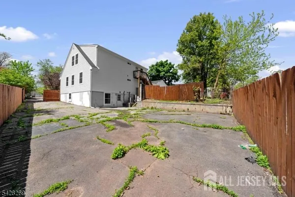 $3,500 | 3 Meadow Road, Edison, NJ 08817