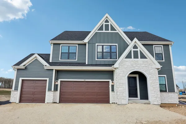 $639,900 | 447 Sandstone Street, Slinger, WI 53086