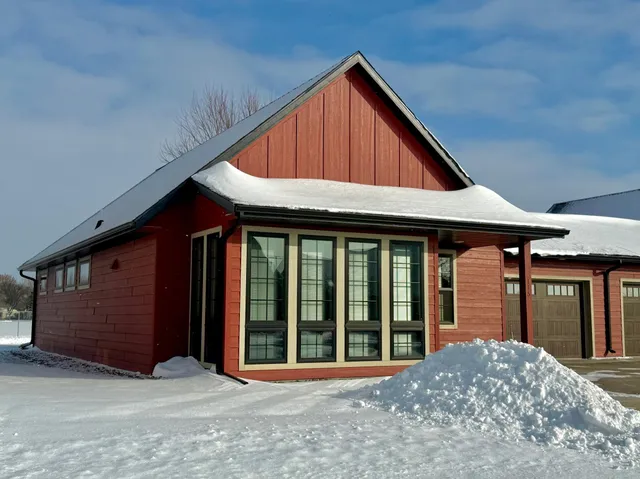 $389,000 | 115 Colman Court, St. Joseph, MN 56374