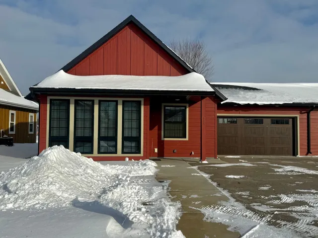 $389,000 | 115 Colman Court, St. Joseph, MN 56374