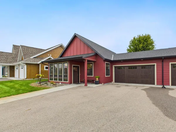 $384,900 | 115 Colman Court, St. Joseph, MN 56374