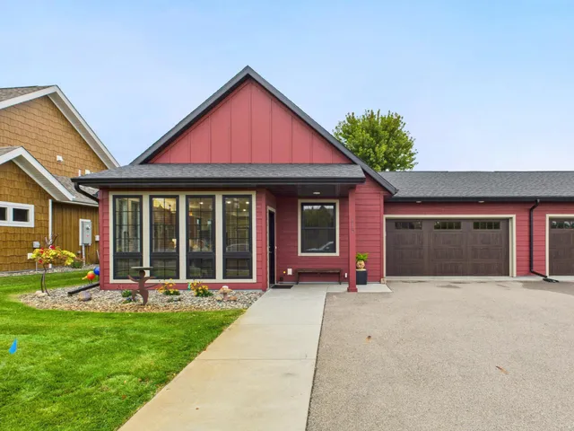 $389,000 | 115 Colman Court, St. Joseph, MN 56374