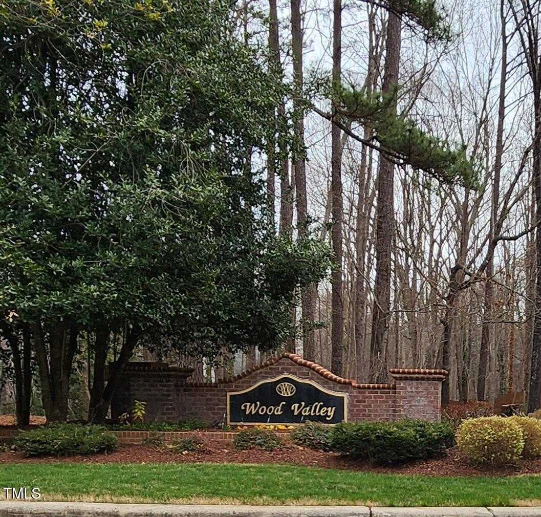 10009 Bushveld Lane Raleigh, NC 27613 - Photo 42 of 53 Wood Valley Entrance