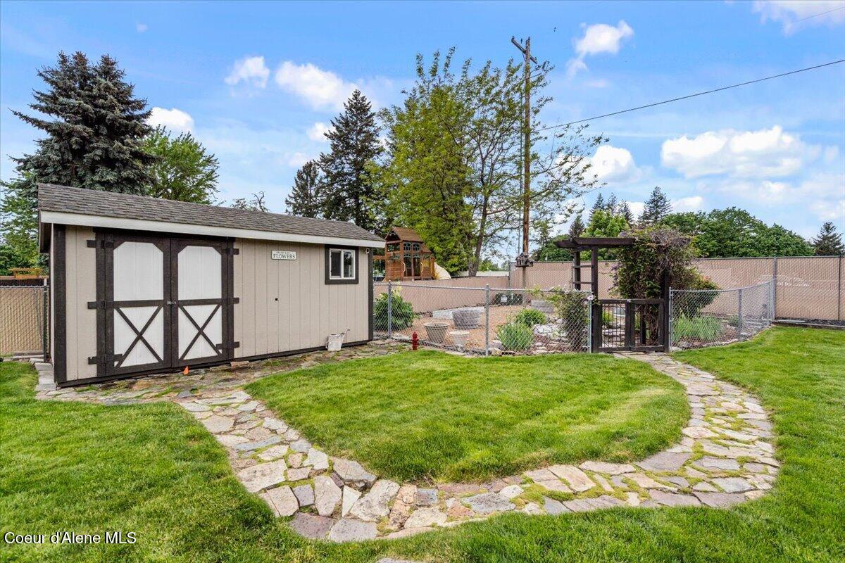 9675 North Valley Way Hayden, ID 83835 - Photo 39 of 50 40-Backyard