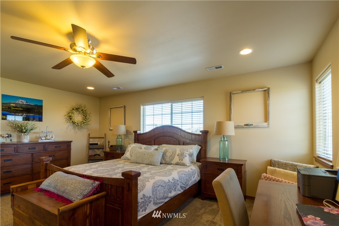 5808 Rd J.4 Northeast Moses Lake, WA 98837 - Photo 17 of 34 Gallery Image 17