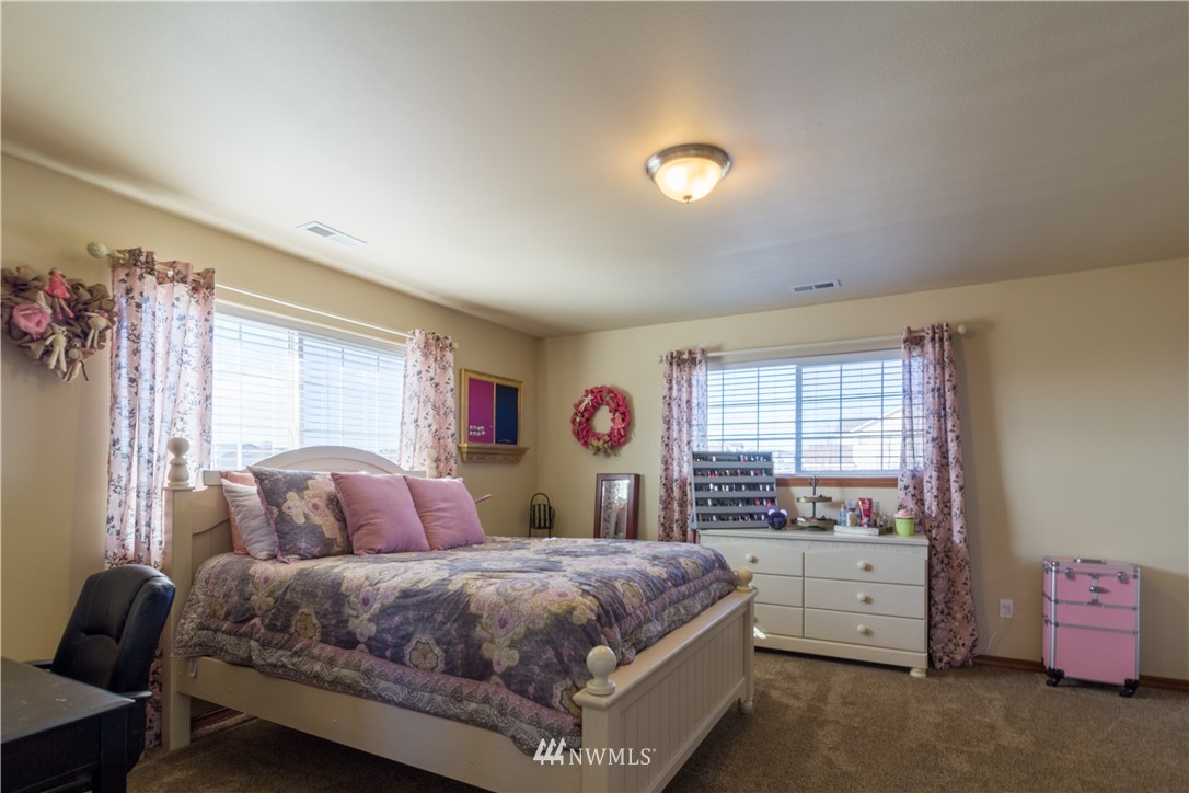 5808 Rd J.4 Northeast Moses Lake, WA 98837 - Photo 23 of 34 Gallery Image 23