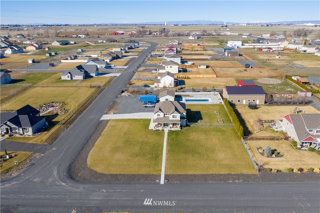5808 Rd J.4 Northeast Moses Lake, WA 98837 - Photo 31 of 34 Gallery Image 31