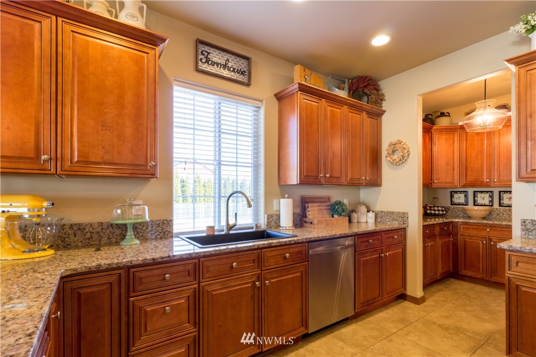5808 Rd J.4 Northeast Moses Lake, WA 98837 - Photo 6 of 34 Gallery Image 6