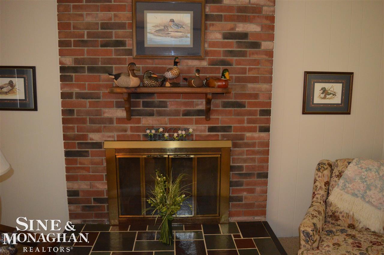 9077 Peters Road Algonac, MI 48001 - Photo 10 of 33