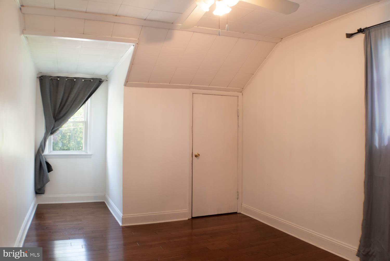 315 Dutton Mill Road Brookhaven, PA 19015 - Photo 15 of 27 Gallery Image 15
