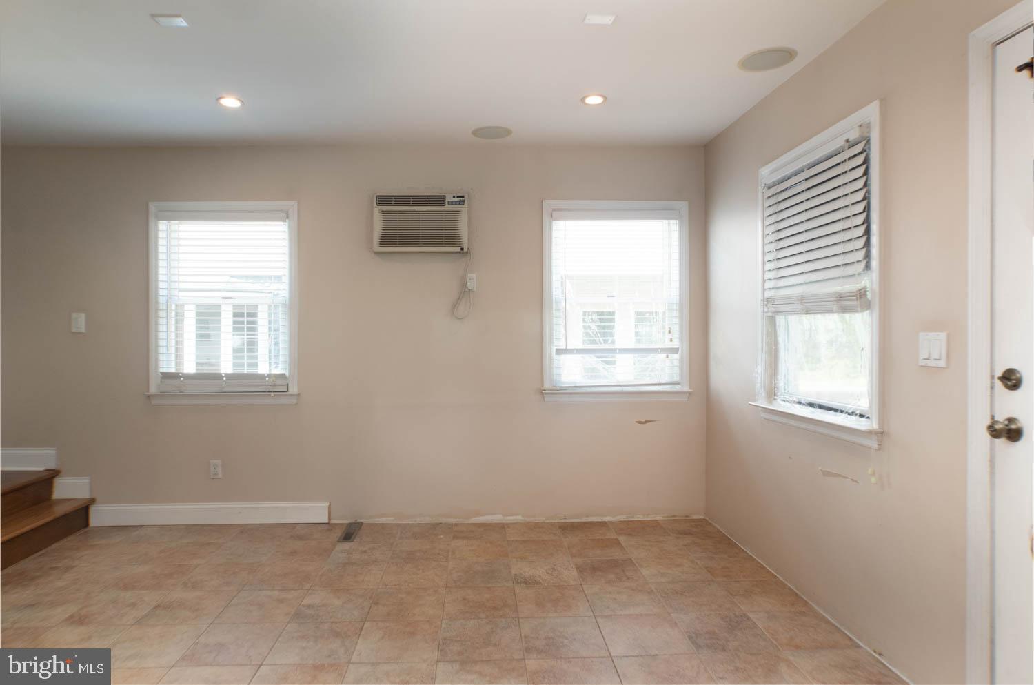 315 Dutton Mill Road Brookhaven, PA 19015 - Photo 7 of 27 Gallery Image 7