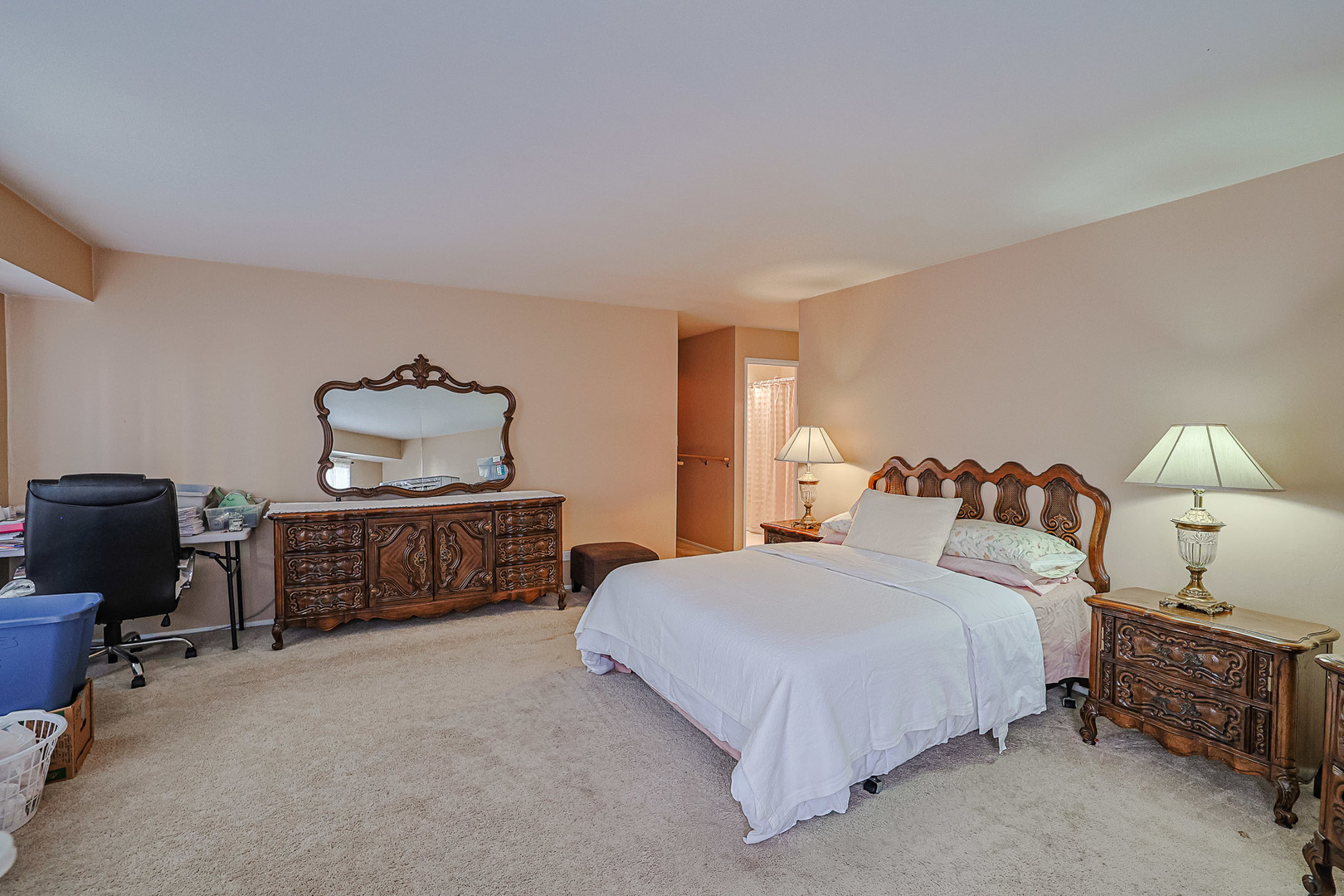 500 West Huntington Commons Road, Unit 147 Mount Prospect, IL 60056 - Photo 13 of 34 Gallery Image 13