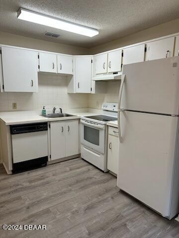 1601 Big Tree Road, Unit 406 South Daytona, FL 32119 - Photo 2 of 11 IMG_1343