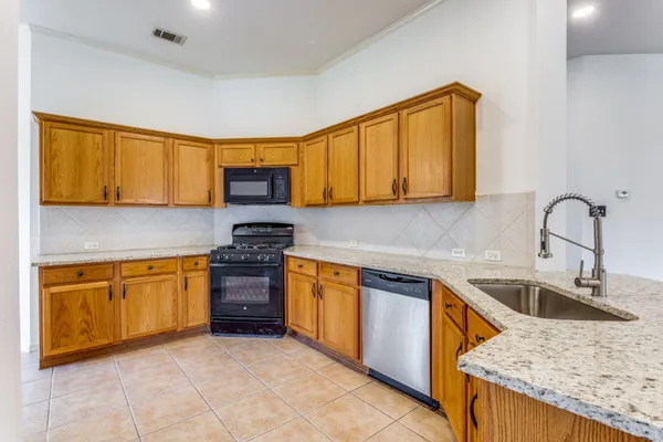 $2,150 | 648 Columbine Avenue, Cedar Park, TX 78613