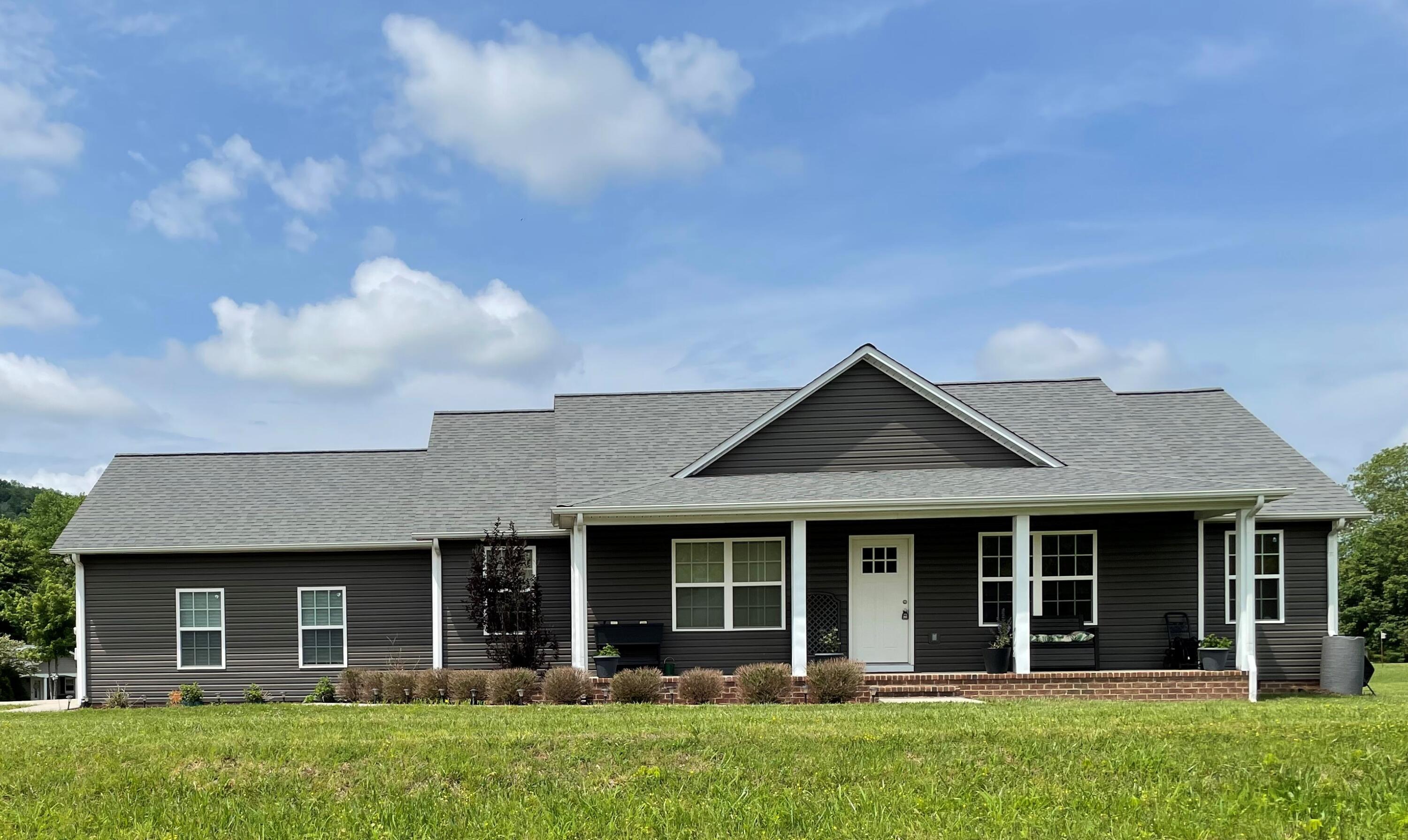 114 Finley Road Sparta, TN 38583 - Photo 1 of 66 IMG_0002