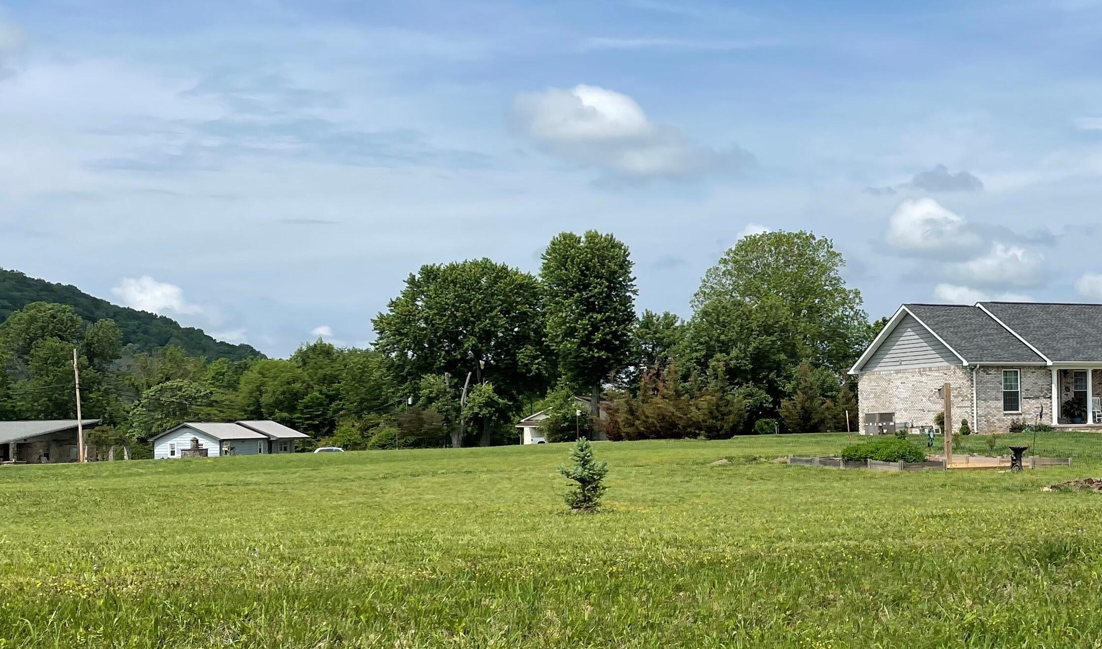 114 Finley Road Sparta, TN 38583 - Photo 6 of 66 IMG_0005