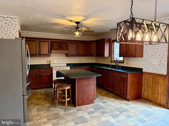 $289,900 | 131 Timber Lane, Hanover, PA 17331