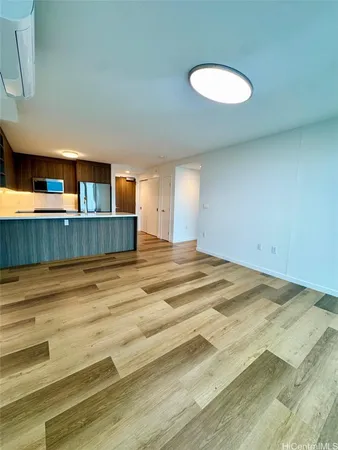 $4,500 | 1500 Rycroft Street, Unit 3316R, Honolulu, HI 96814