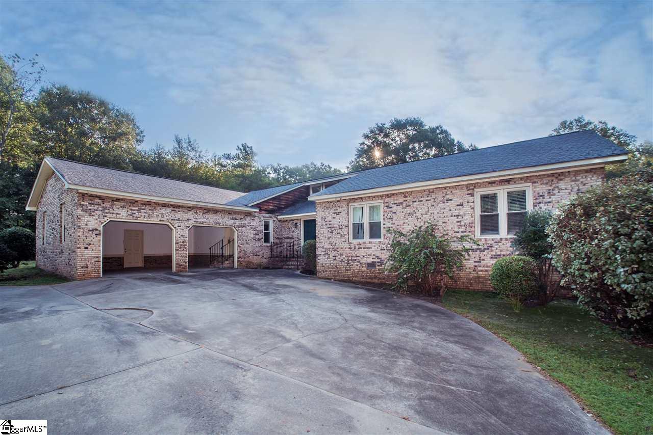 115 Tall Pines Road Fountain Inn, SC 29644 - Photo 1 of 36