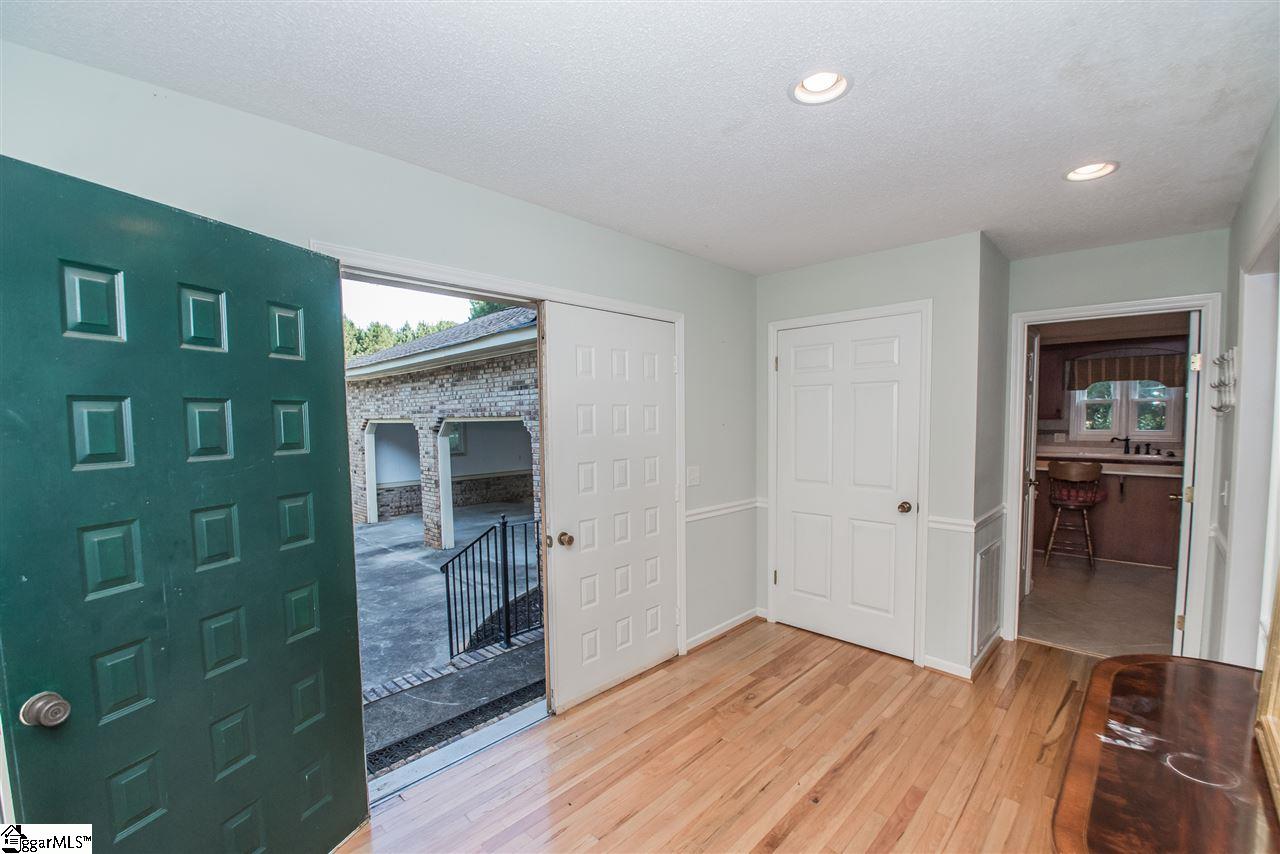 115 Tall Pines Road Fountain Inn, SC 29644 - Photo 10 of 36