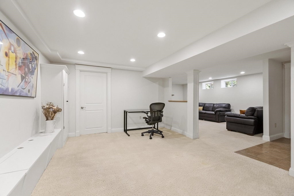 16 Hastings Road Lexington, MA 02421 - Photo 31 of 40 Gallery Image 31