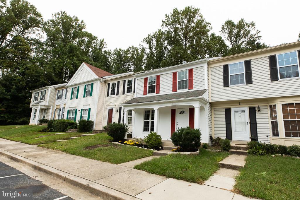 3 Wimbledon Court Silver Spring, MD 20906 - Photo 2 of 30 Exterior (Front)