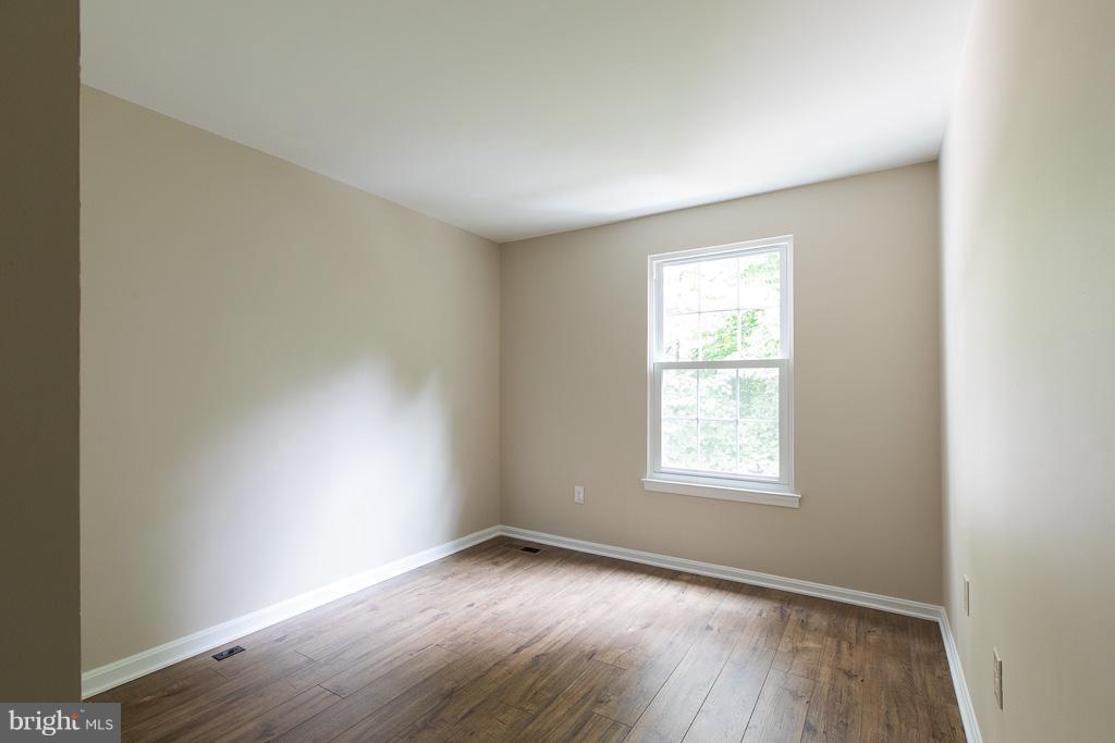 3 Wimbledon Court Silver Spring, MD 20906 - Photo 20 of 30 Bedroom