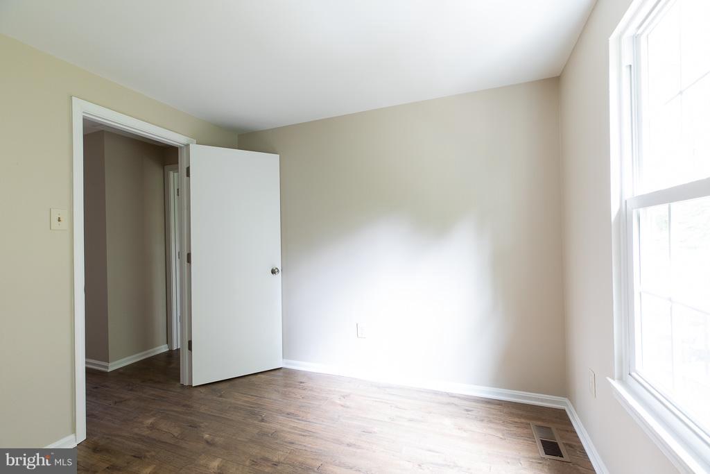 3 Wimbledon Court Silver Spring, MD 20906 - Photo 21 of 30 Bedroom