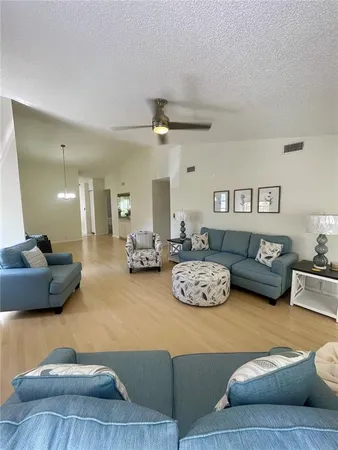 $3,000 | 50 Pelican Place, Belleair, FL 33756