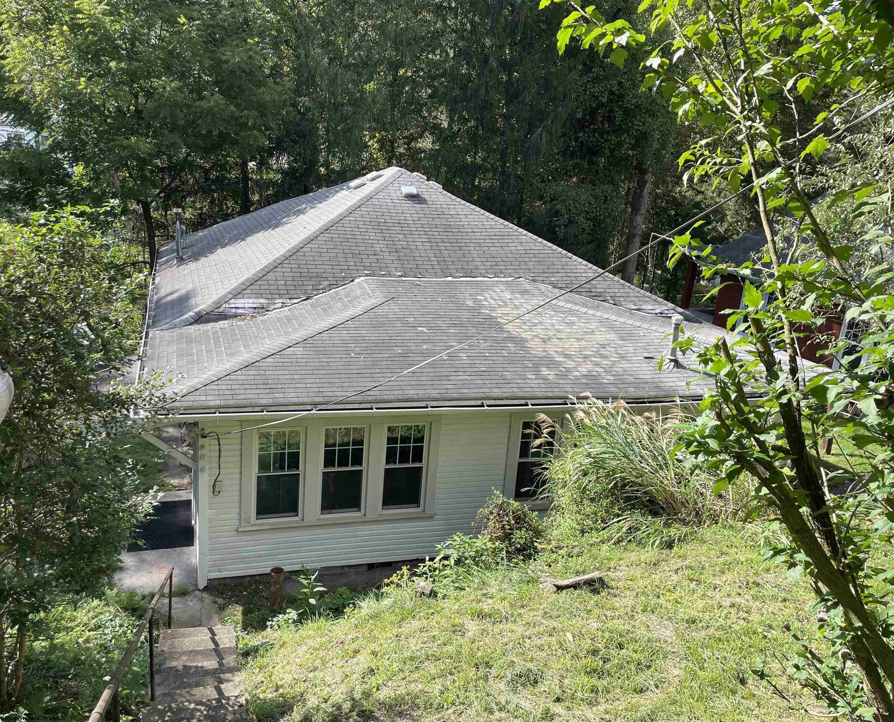 278 North Hill Road Sutton, WV 26601 - Photo 1 of 14 Gallery Image 1