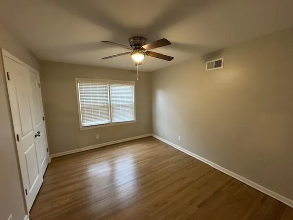 $1,900 | 1592 West Crestwood Drive, Memphis, TN 38119