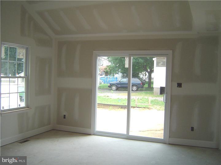 8 Dallas Road Willow Grove, PA 19090 - Photo 15 of 25 Gallery Image 15