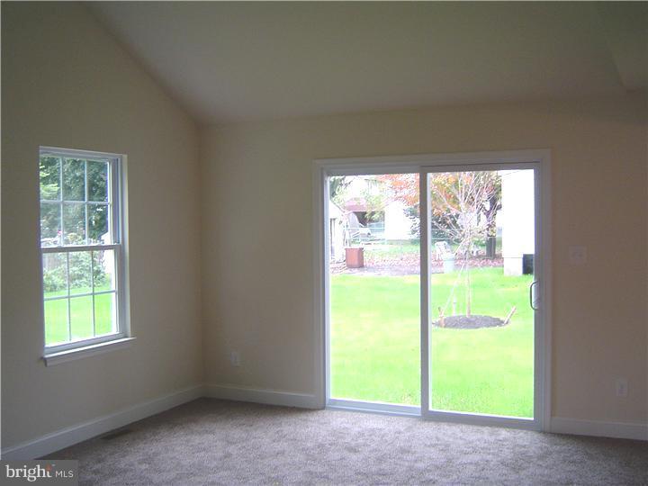 8 Dallas Road Willow Grove, PA 19090 - Photo 16 of 25 Gallery Image 16
