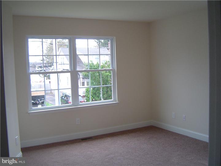 8 Dallas Road Willow Grove, PA 19090 - Photo 22 of 25 Gallery Image 22