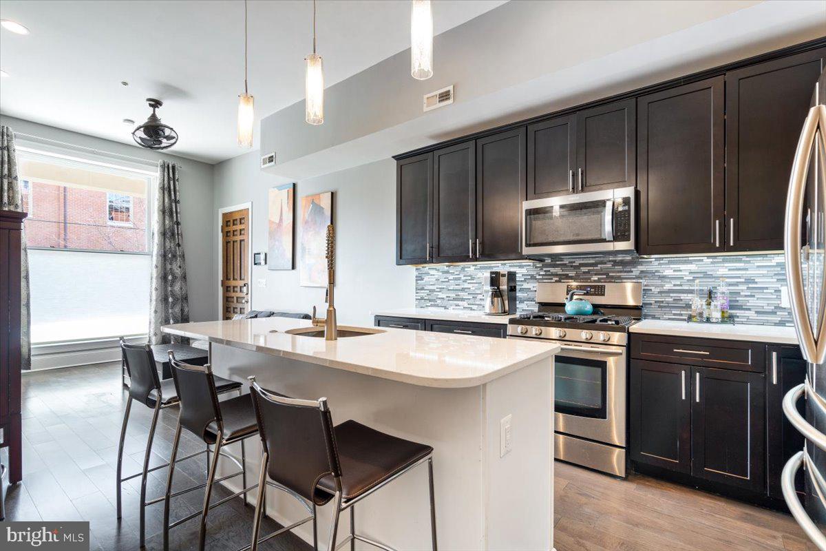 9 East 2nd Street, Unit 1B Frederick, MD 21701 - Photo 2 of 27 Quartz counters