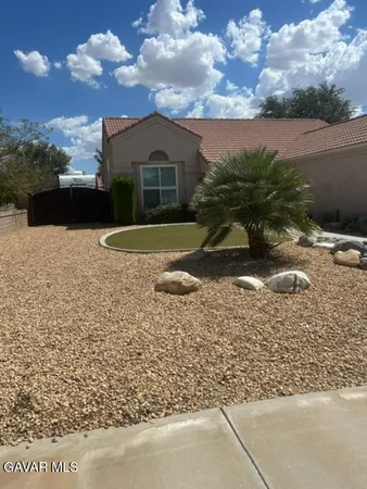 $450,000 | 1000 Royal Palm Drive, Rosamond, CA 93560