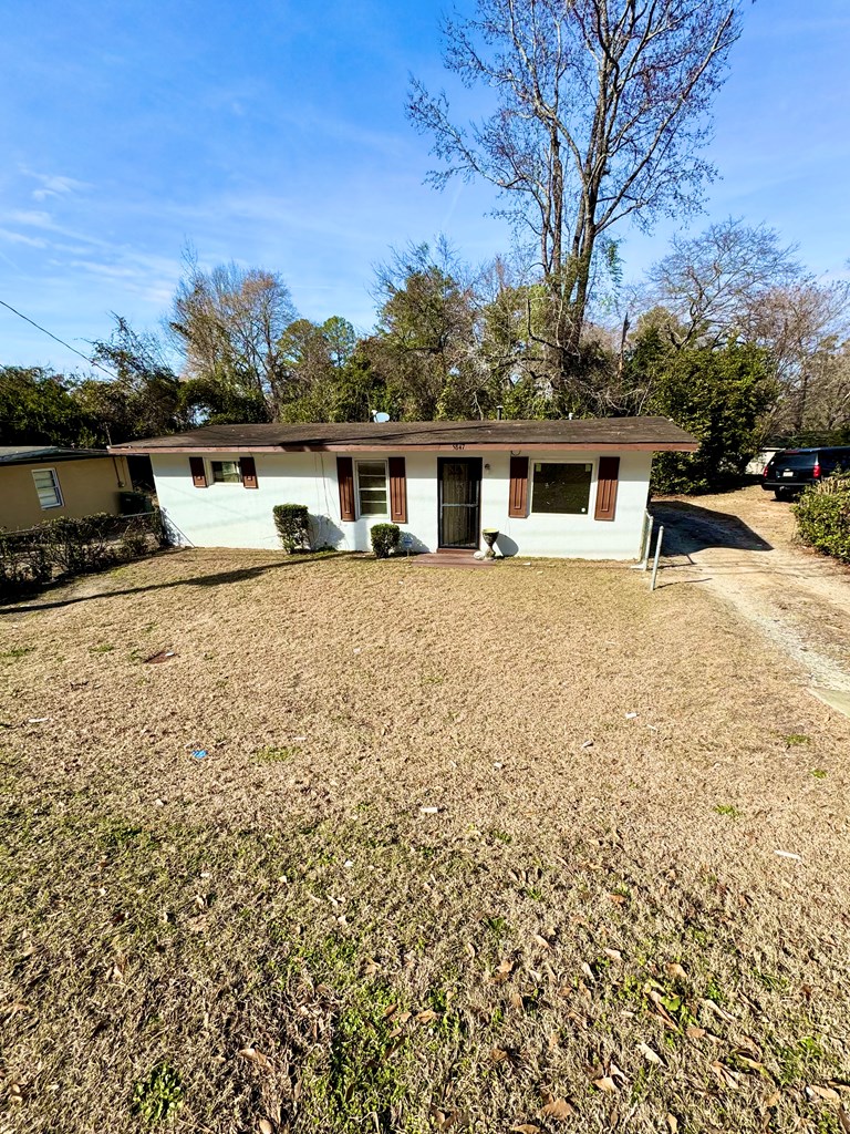 5847 Forrest Road Columbus, GA 31907 - Photo 3 of 20